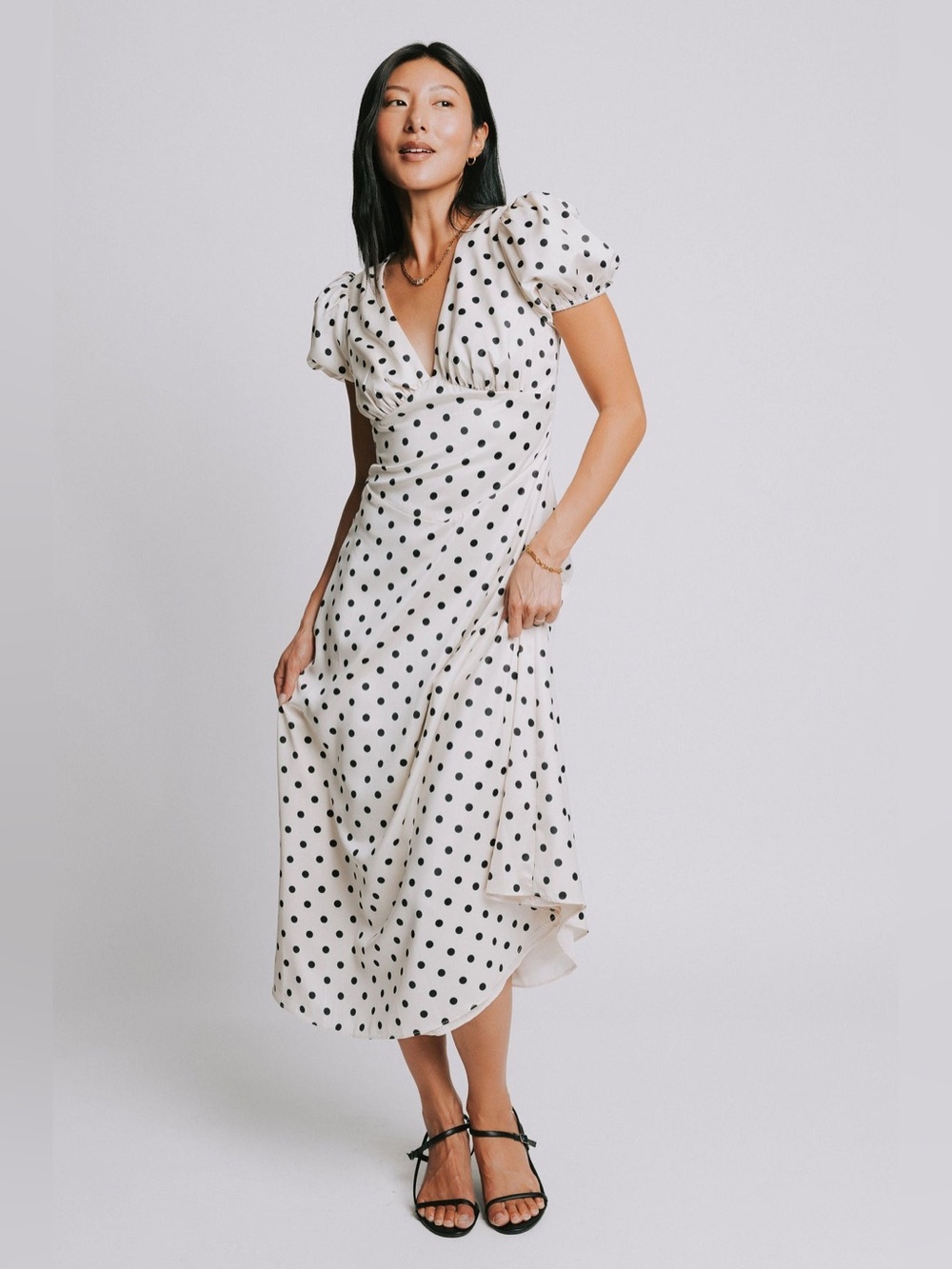 NWT LOFT V-neck Polka Dot Midi Dress Womens Size 14 White & Black Flutter sleeve